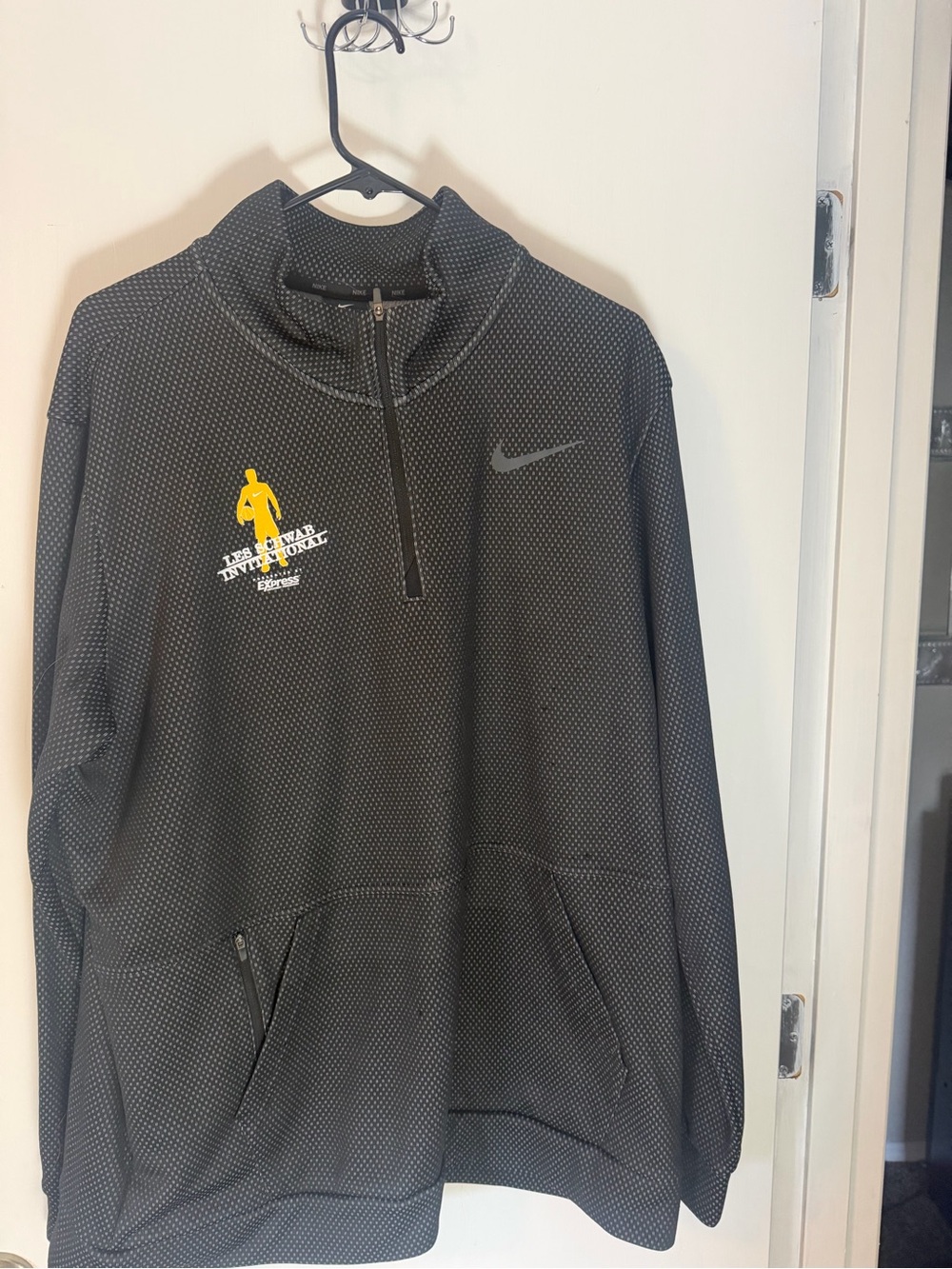 Nike Men’s Black/Dark Gray Dri-FIT Half-Zip Performance Jacket